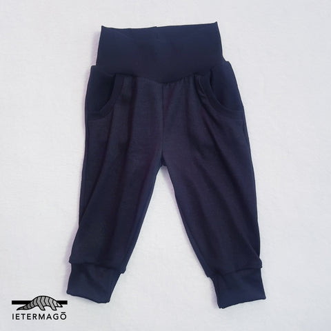 Plain black jogger Ietermago