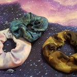 Custom pink purple camo mermaid scale scrunchie Ietermago