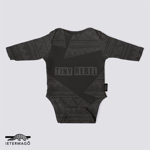 Dark light grey tribal long sleeve babygrow Ietermago